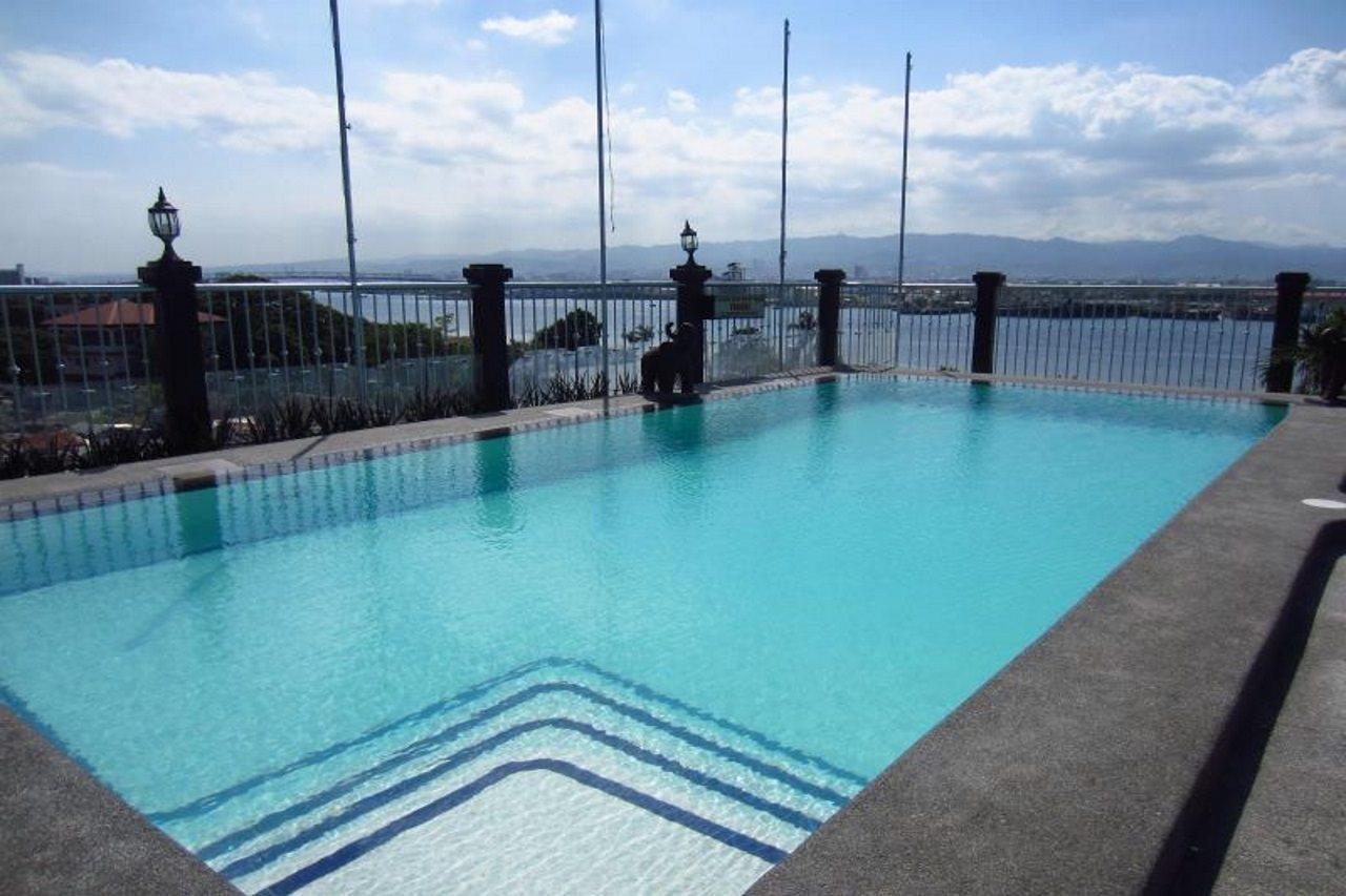 Hotel Cesario Lapu-Lapu City Exteriör bild